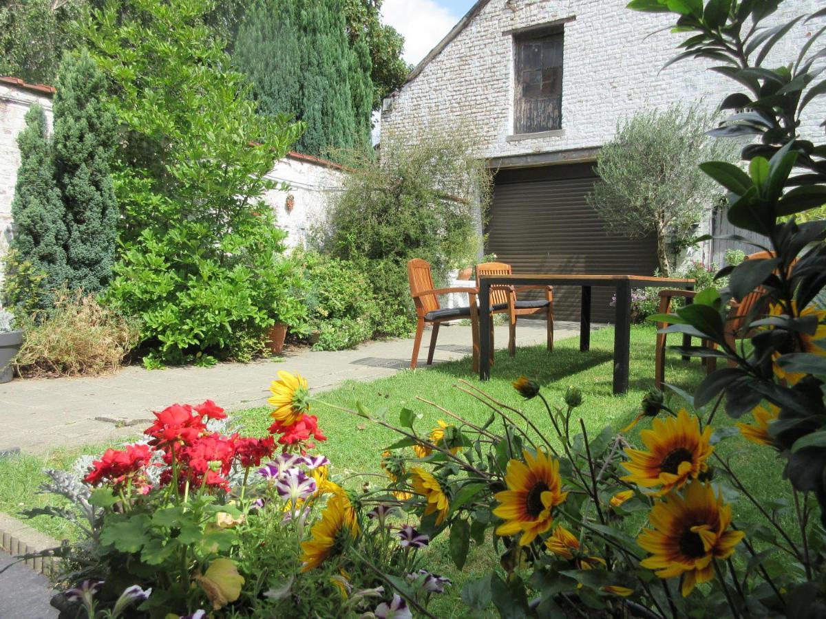 B&B Les Iris Brussel Bagian luar foto