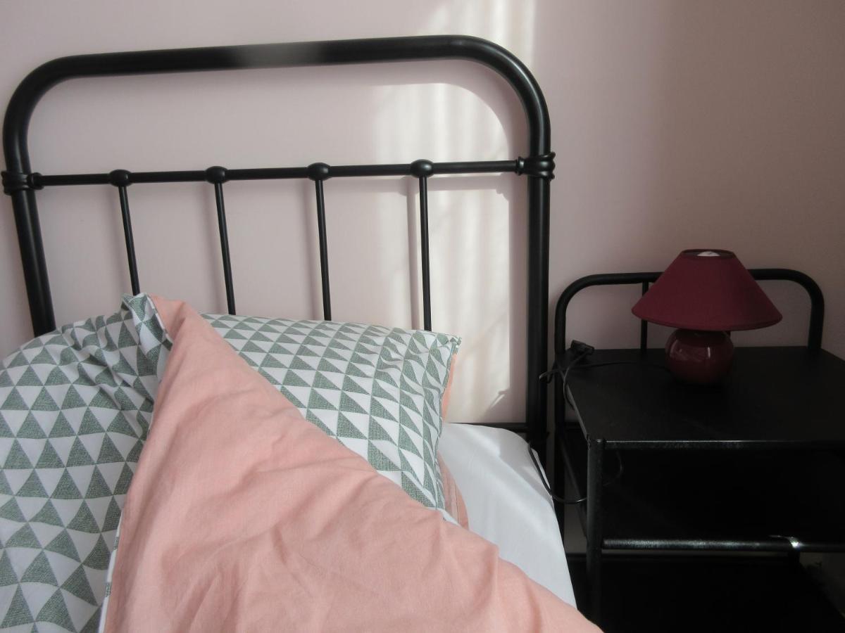B&B Les Iris Brussel Bagian luar foto